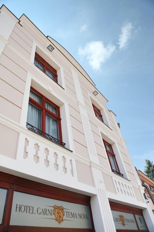 Garni Hotel Tema Nova Čačak エクステリア 写真