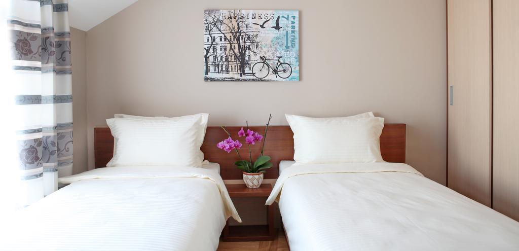 Garni Hotel Tema Nova Čačak 部屋 写真