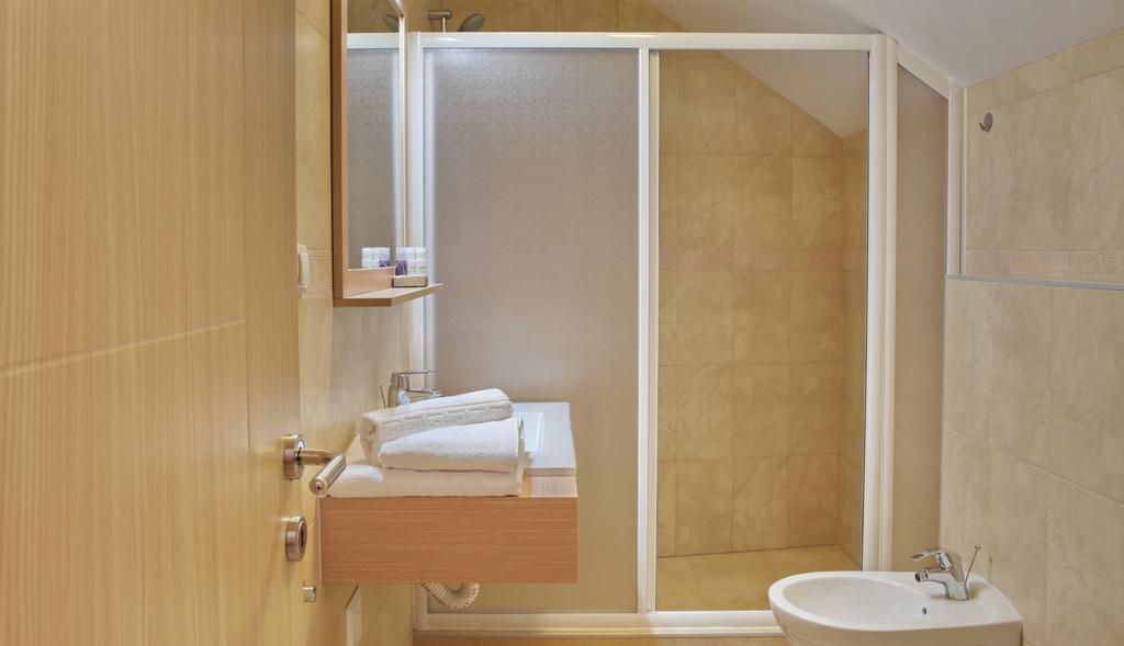 Garni Hotel Tema Nova Čačak 部屋 写真