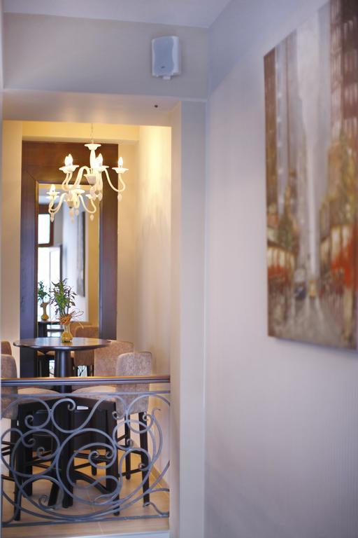 Garni Hotel Tema Nova Čačak エクステリア 写真